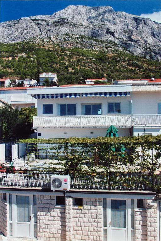 Apartments Corluka Baška Voda Eksteriør bilde