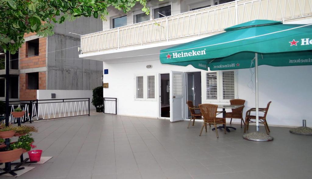 Apartments Corluka Baška Voda Eksteriør bilde