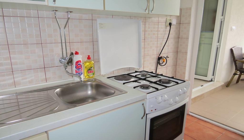 Apartments Corluka Baška Voda Eksteriør bilde